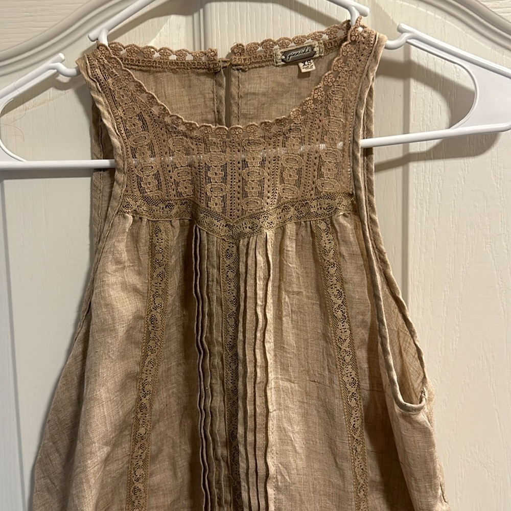 Gimmicks Beige dressy tank top
